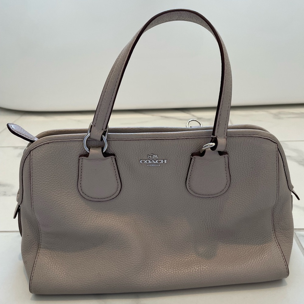 Coach purse🤍